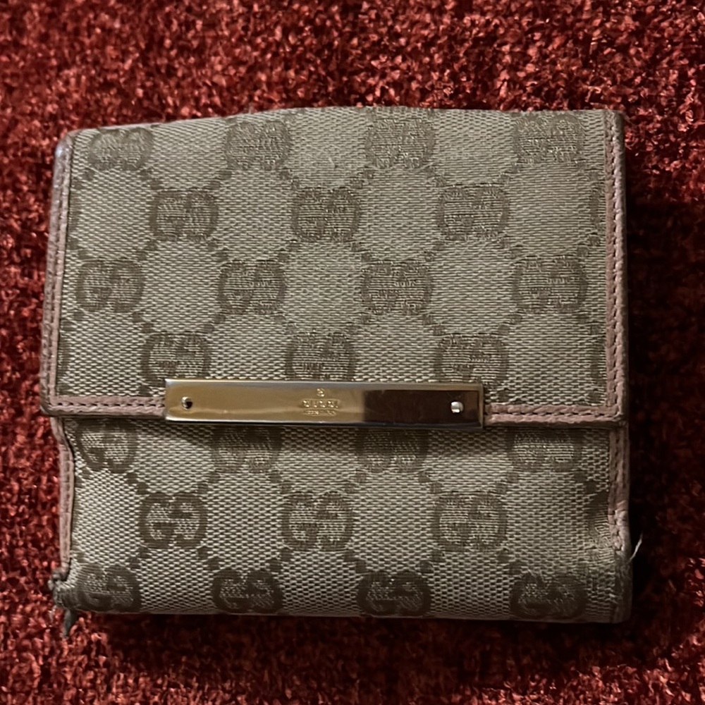 GUCCI WALLET